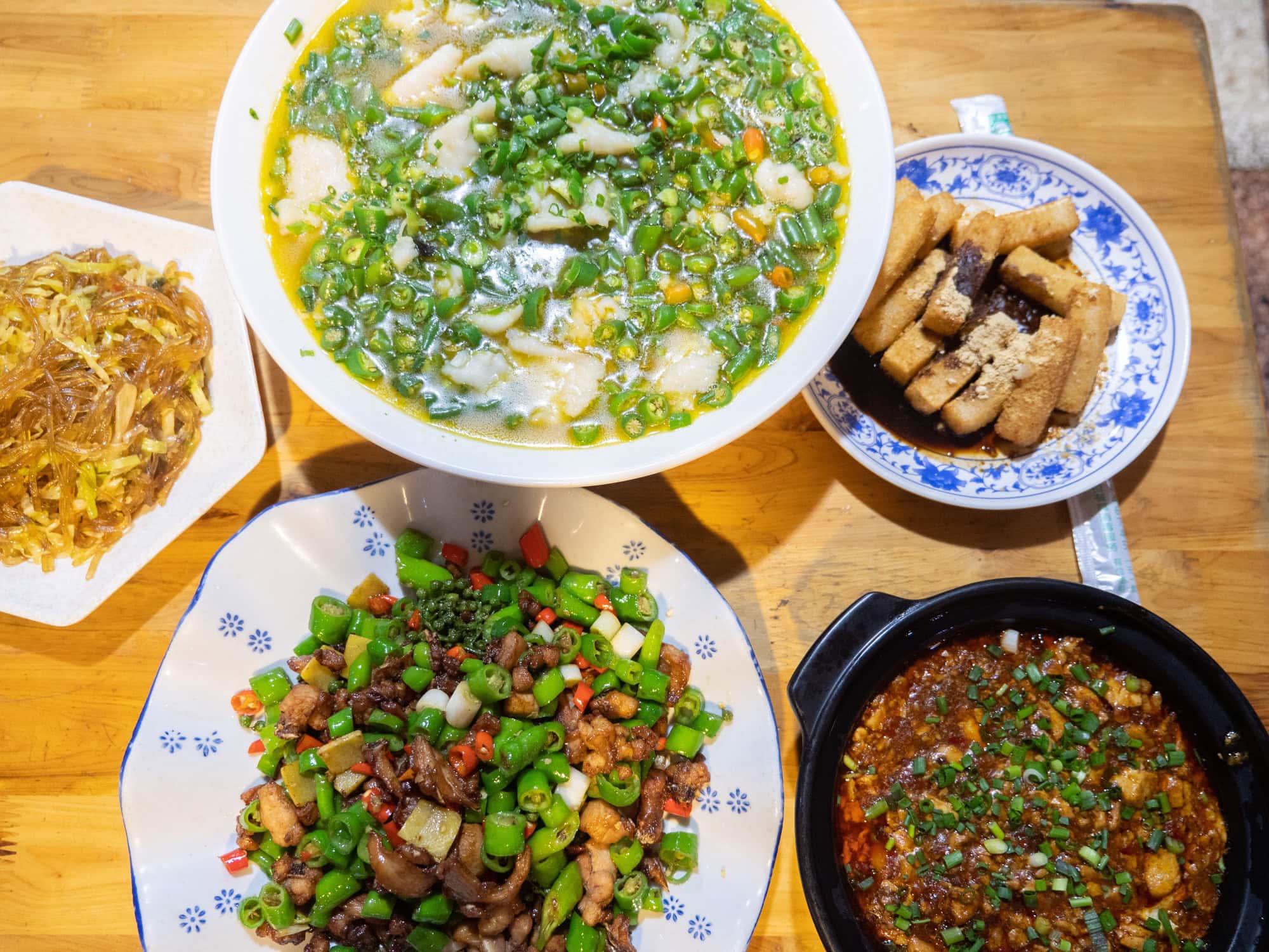 The Ultimate Chengdu Food Tour Your Complete Guide To Sichuan Mingting Fandian The Original Chengdu Fly Restaurant