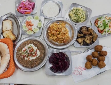 What to Eat in Alexandria, Egypt – The Best Egyptian Food in Egypt!